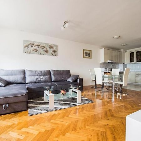 Apartment Jully Podstrana Kültér fotó